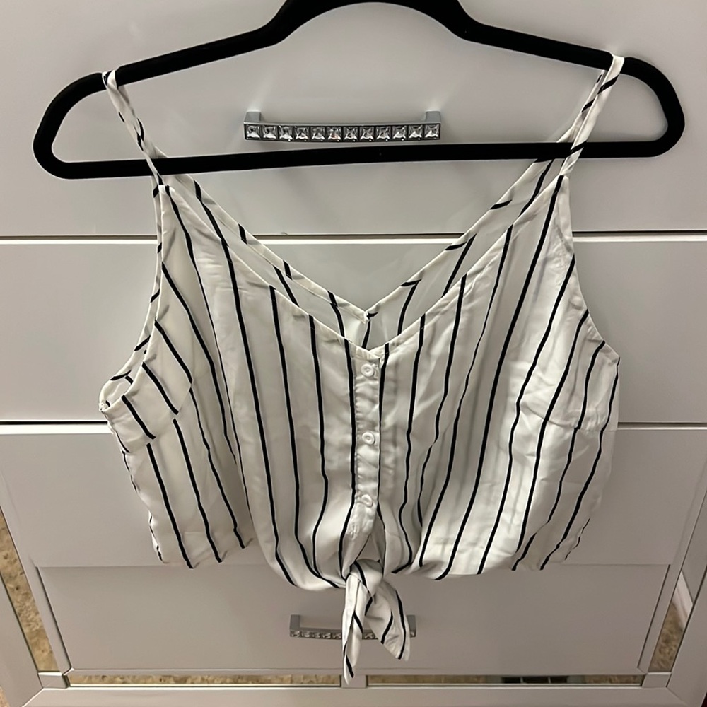 Crop tank top